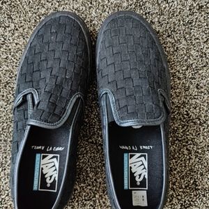 Van slip on